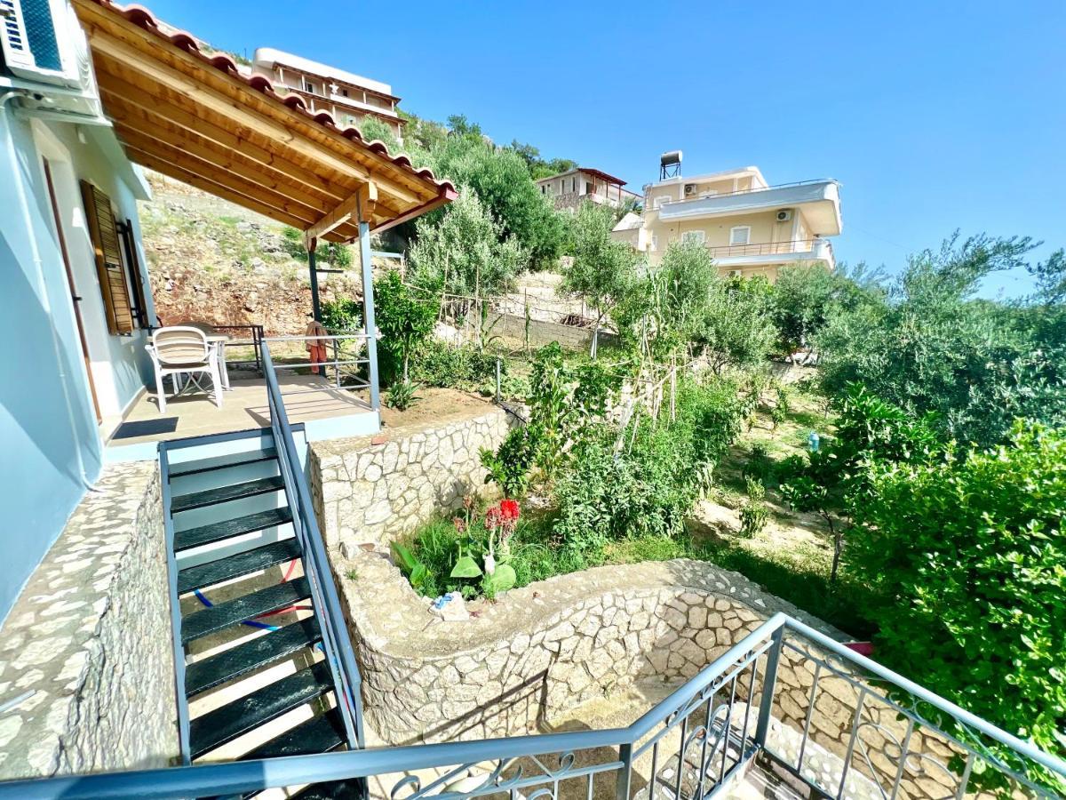 Coral Guesthouse Саранда Экстерьер фото