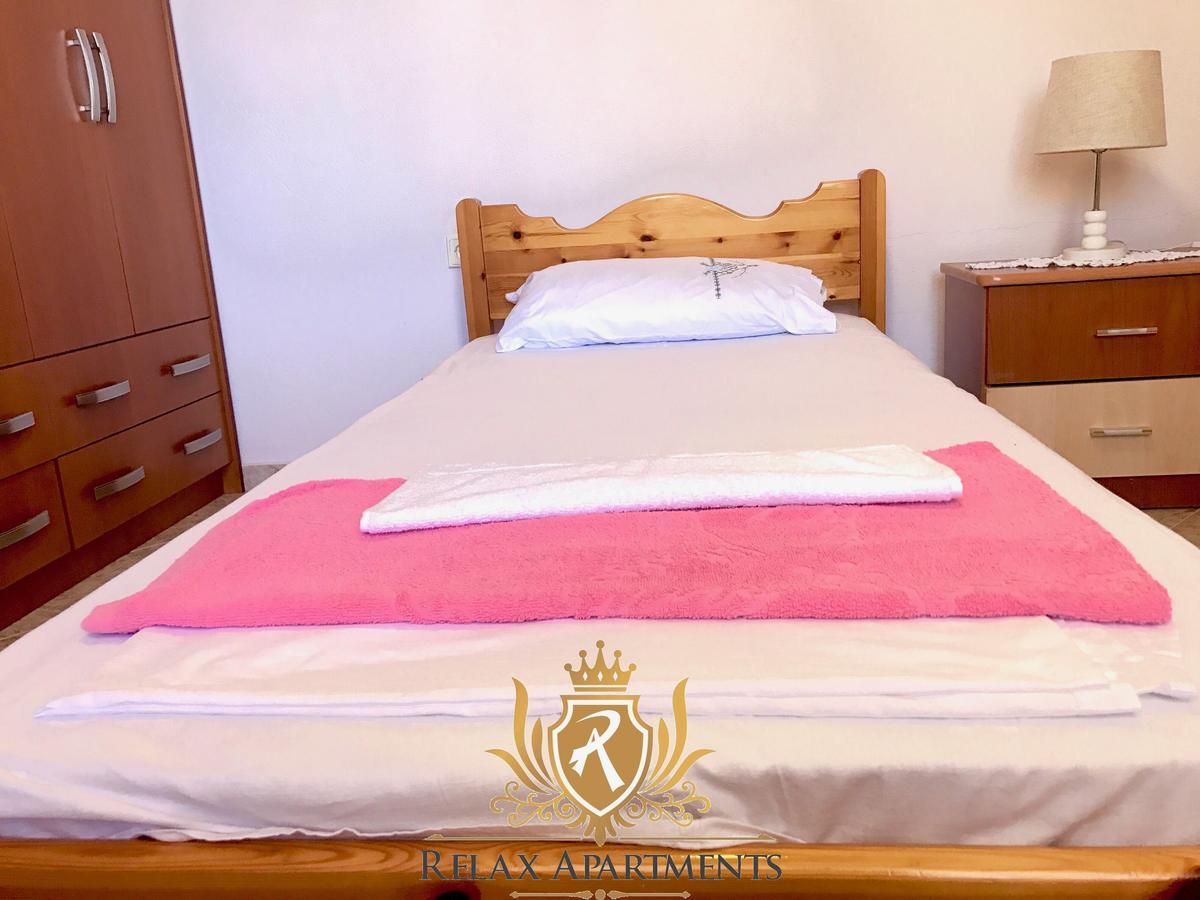 Coral Guesthouse Саранда Экстерьер фото