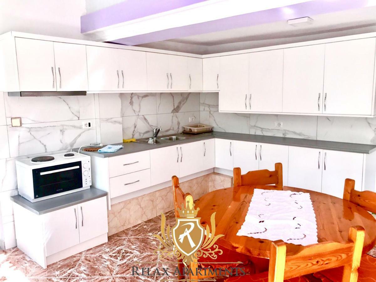 Coral Guesthouse Саранда Экстерьер фото